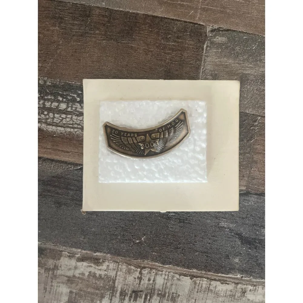 20‎ year HOG pin